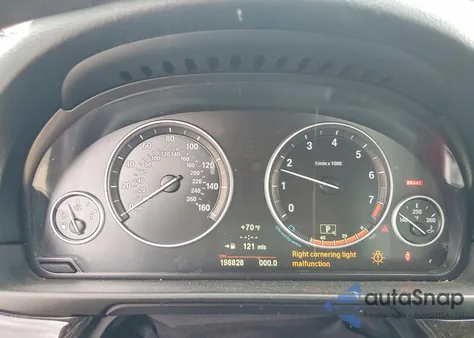 2012 BMW 528 Xi из США, поврежденный, VIN WBAXH5C55CDW06822